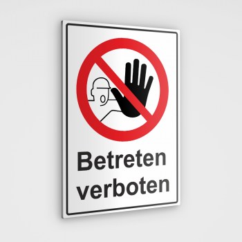 Privatgrundstück - Betreten verboten Schild